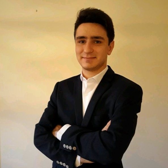 Speaker image for Alejandro Aparicio